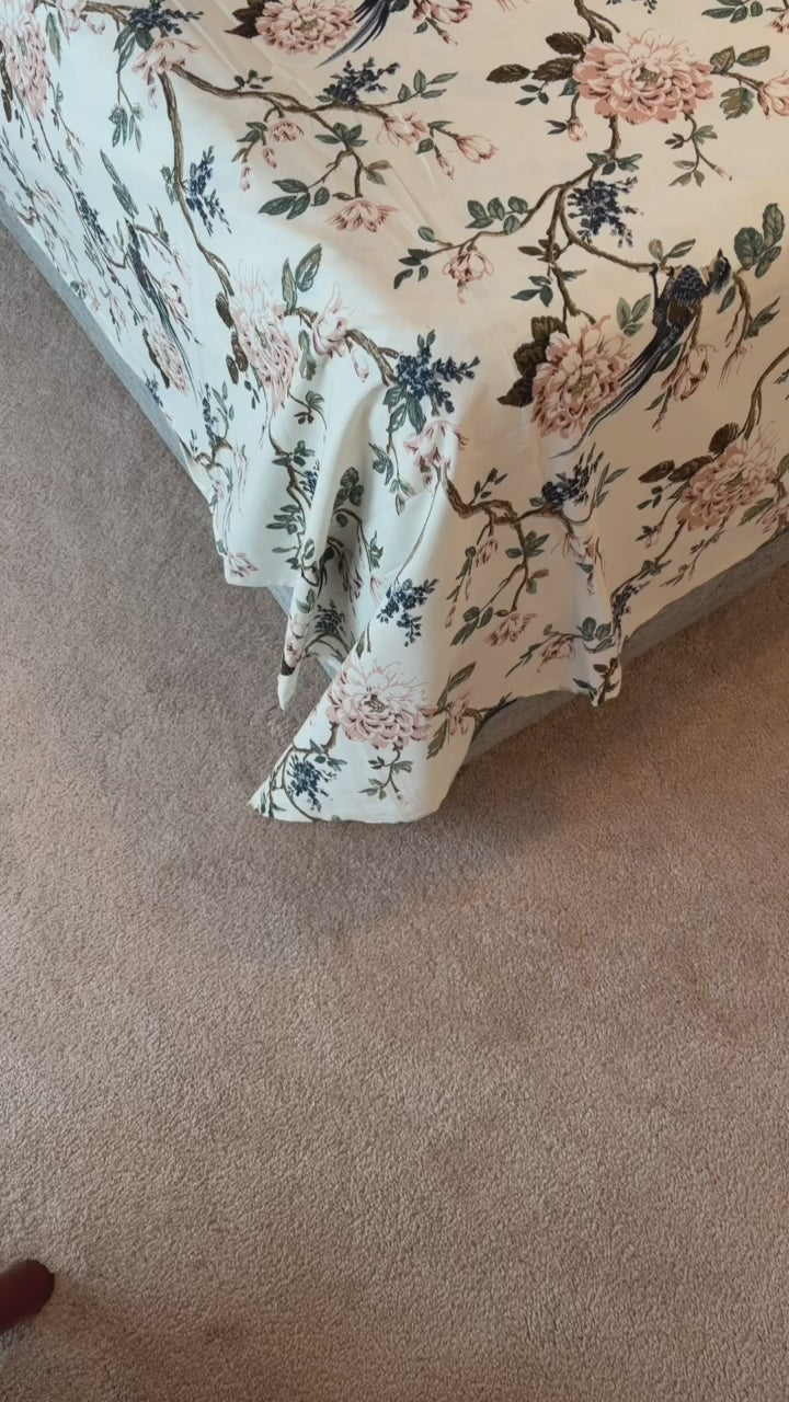King~Beautiful Floral Bedsheet